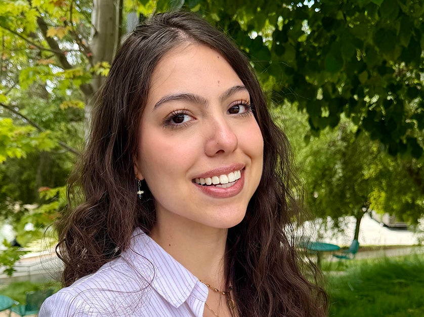 Bruna Araujo Biology Student