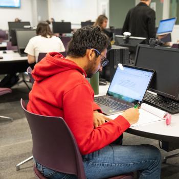 DVC business lab student